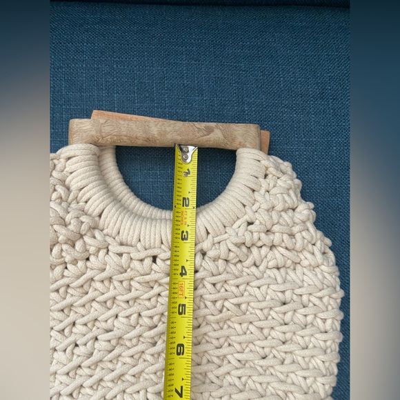 NWOT Crochet Macrame Neutral Cream Boho Handbag Small Purse Wooden Handles - Picture 8 of 10